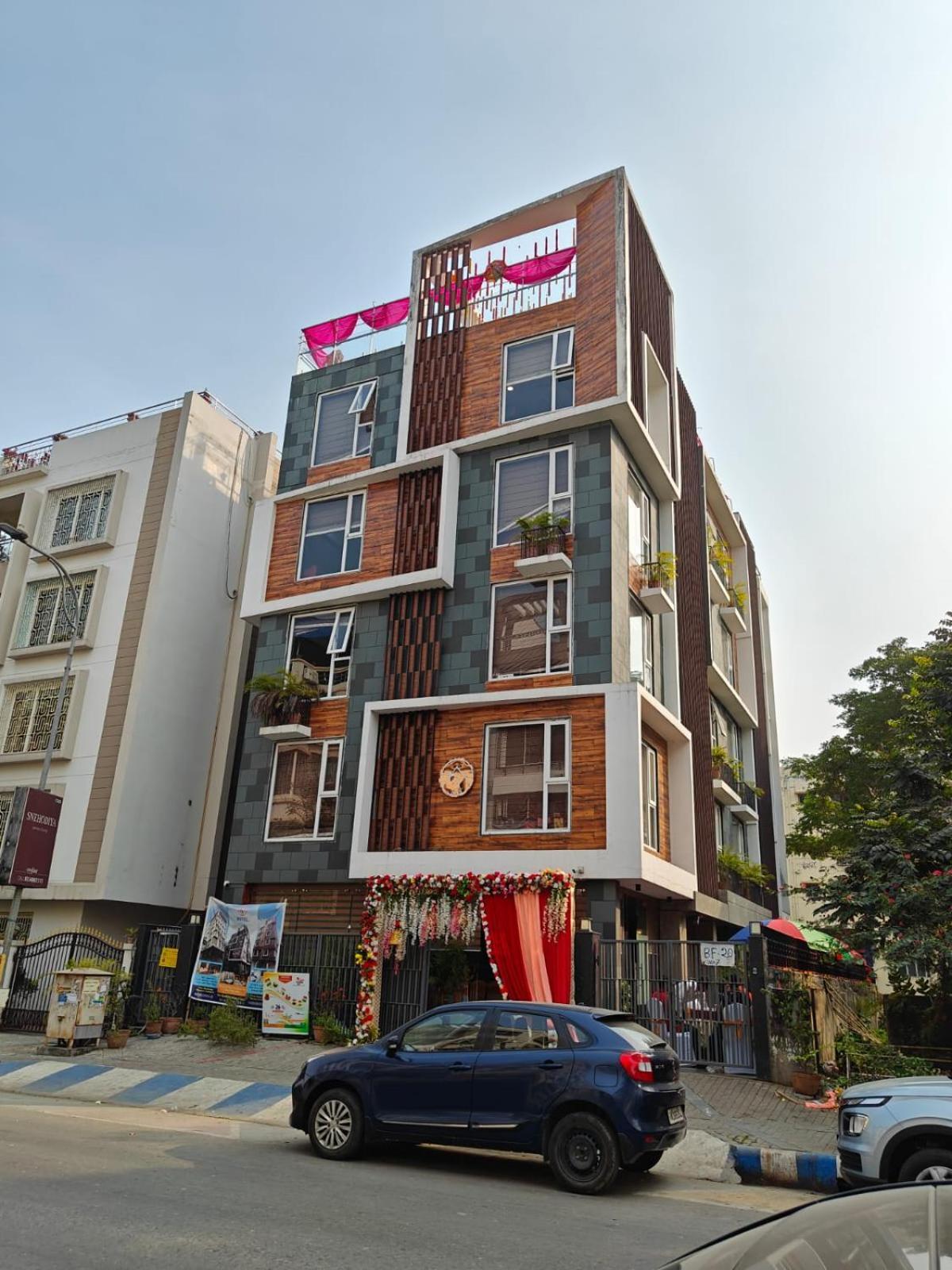Nk7 Newtown Hotel โกลกาตา ภายนอก รูปภาพ